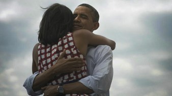 obama_hug
